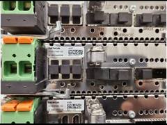 473764A (ASIB) een Nokia AirScale basisband verwerkingseenheid die 2G-, 3G-, 4G- en 5G-netwerken ondersteunt