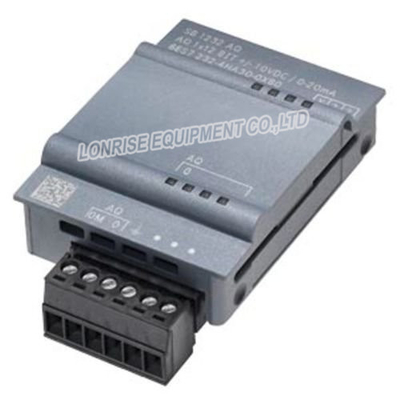 De Analoge Outputsb van Siemens 6ES7 232-4HA30-0XB0 SIMATIC S7-1200 1232 1 AO 10VDC (12 BEETJE onderzoek) OF 0-20 doctorandus in de letteren (11 BEETJE onderzoek)