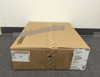 C9300-24UX-A Catalyst 9300 24 Port MGig en UPOE Network Advantage zijn Cisco's toonaangevende stapelbare enterprise switching platform gebouwd voor beveiliging