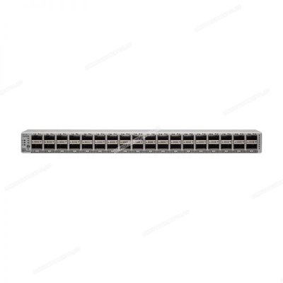 DS-C9148T-24PITK9 Cisco 10/100/1000 Mbps Ethernet w/ 24 actieve poorten +32G SW uitlaat