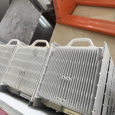 ERICSSON KRC 161 623/1 Radio 2219 B1 Ericsson Radio Eenheid Buitenmacroradio voor Basisstation