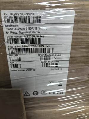 NVIDIA Mellanox 64-poorten 400Gb/s, 32 OSFP-poorten, beheerde, connector-to-power (C2P) luchtstroom (omgekeerd)