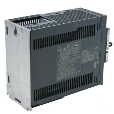 Mitsubishi MR-J4-350A 3,5 kW AC Servo Drive-versterker 200-240V MELSERVO-J4-serie
