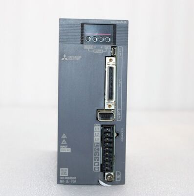 Mitsubishi MR-JE-100AS CNC-servoaandrijving 1kW hoge precisie AC-servoversterker voor CNC-machines