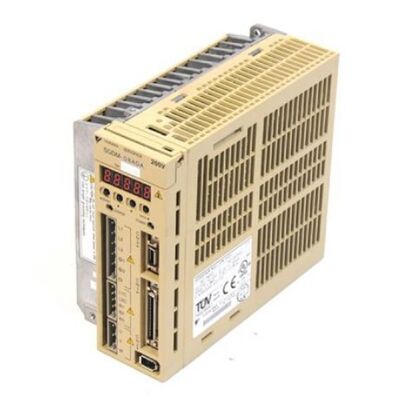 Yaskawa SGDM-30ADA 3,0 kW AC Servo Drive industriële automatiseringscontroller