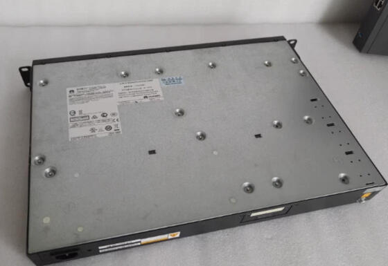 S5700-28P-LI-24S-BAT, Huawei S5700 Switch, 28xGig SFP/4x10/100/1000 of SFP/1 batterijsleuf