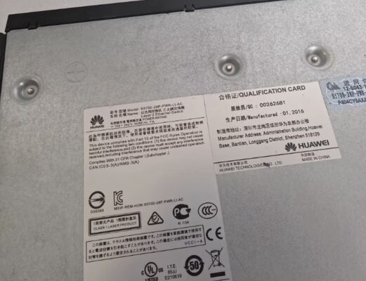 S5700-28P-LI-24S-BAT, Huawei S5700 Switch, 28xGig SFP/4x10/100/1000 of SFP/1 batterijsleuf