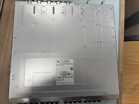 CE8875-24BQ8DQ-B Datacenter Switch, 24×200GE QSFP56, 8×400GE QSFP-DD, 16Tbps, 2400Mpps, Managed