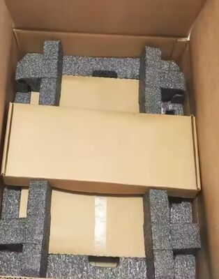 Brocade BR-DCX8518-B-0001 DCX 8510-8 SAN Backbone Director Switch, 10,2 Tbps, 16G FC, Enterprise-bundel