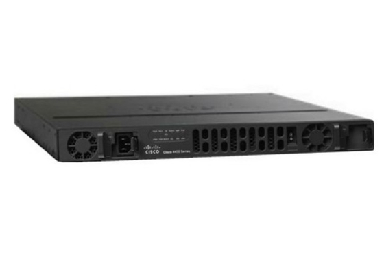ISR4431-V/K9 Cisco ISR 4431 (4GE,3NIM,8G FLASH,4G DRAM,VOIP) 500Mbps-1Gbps systeemdoorvoer, 4 WAN/LAN-poorten